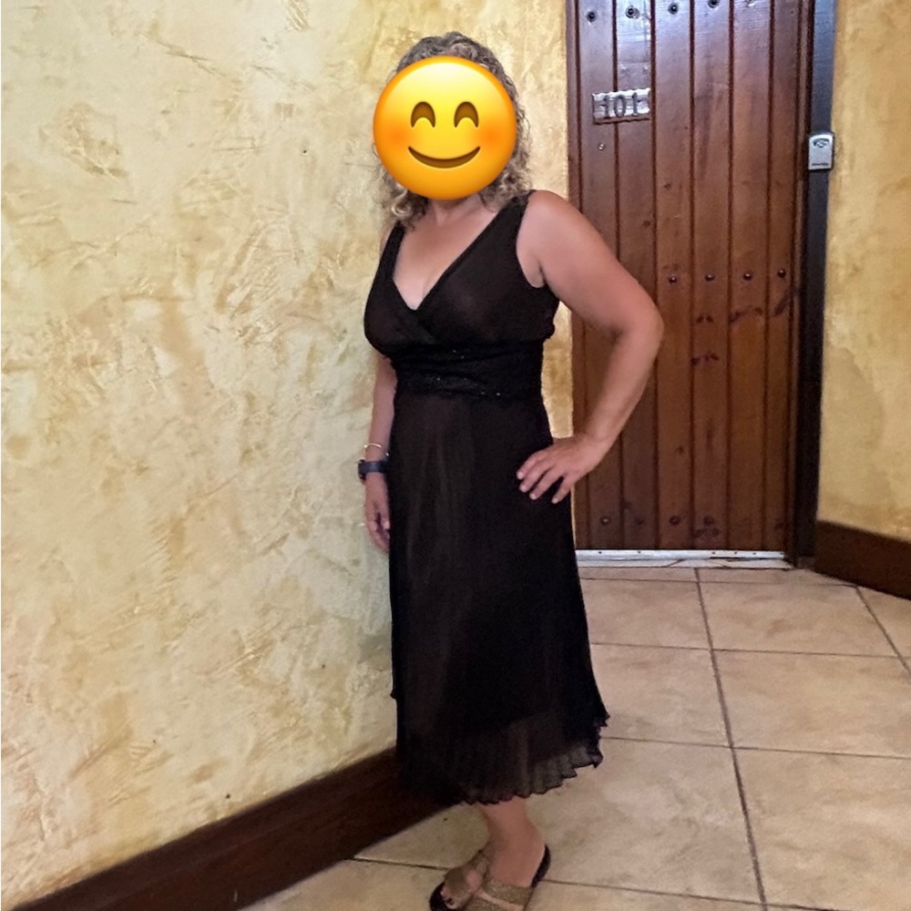 Beautiful wedding guest dress (worn once)